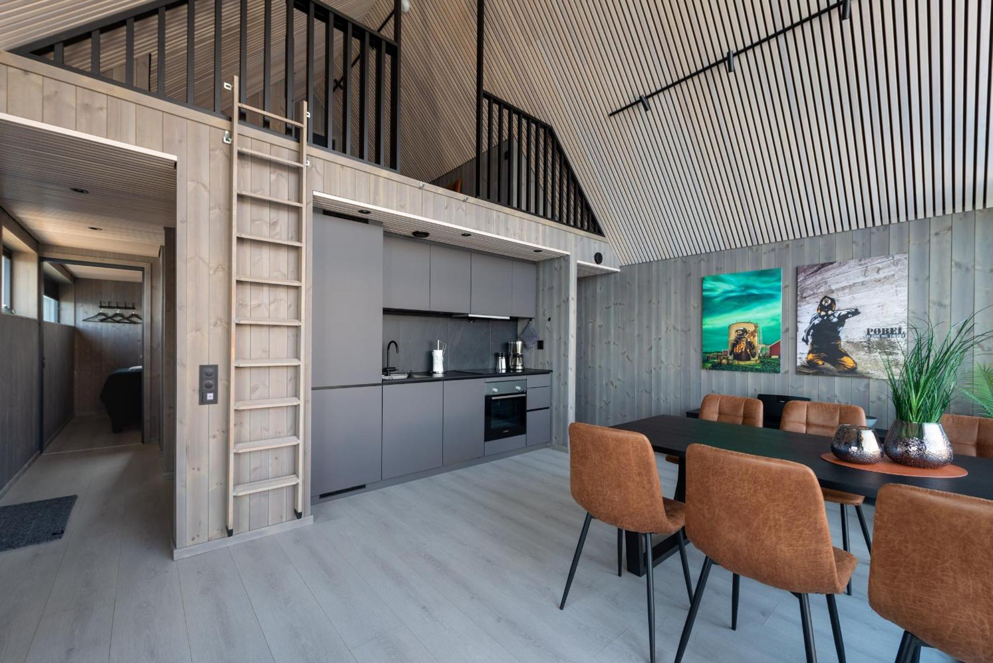 Cornerview Apartment Henningsvaer Exterior photo